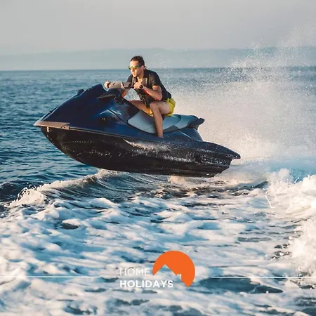 #001 Verissimo Flat By Holidays *