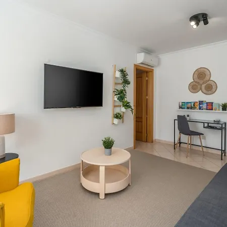 Apartamento #001 Stylish Downtown Flat Walk To & Bars